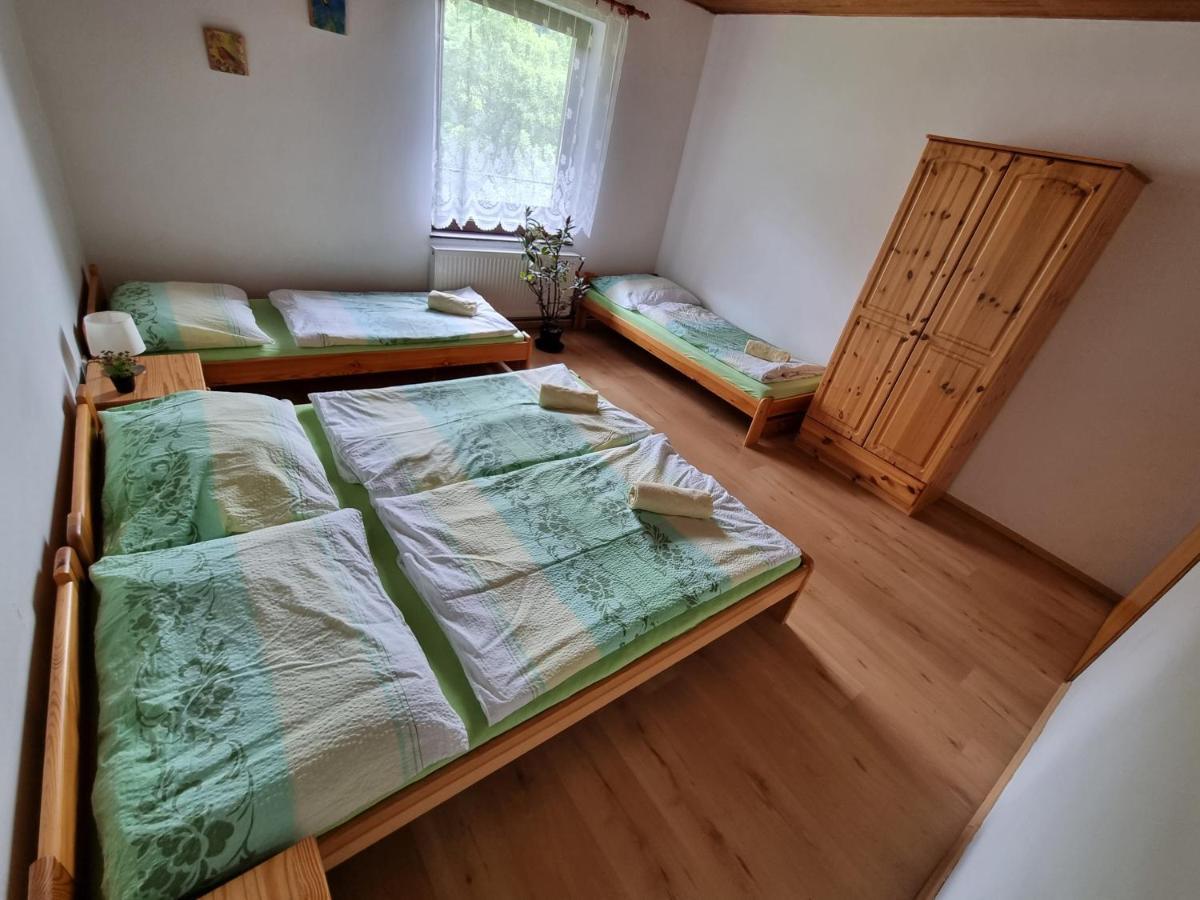 Ubytovani - Cerna Hora II Svoboda nad Úpou Exterior foto